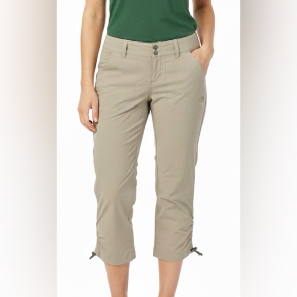 Columbia Pants - Columbia Omni Shield Water Repellant Cropped Outdoor Hiking Pants Ladies Size 2